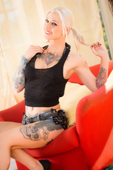 Kleio Valentien pornstar best picture