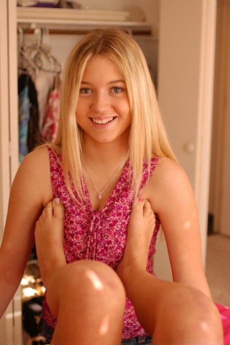 Alison Angel star adult image