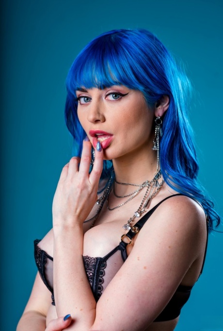 Jewelz Blu exclusive pornstar photo