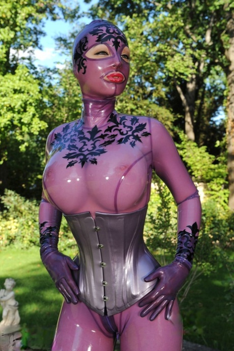 Latex Lucy hot star photo